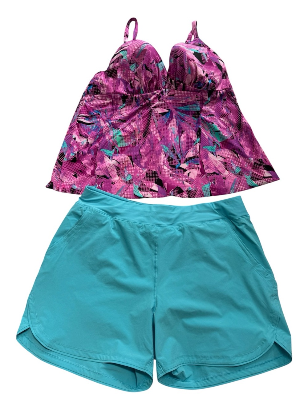 Women’s Purple Patterned Tankini Top Size:40D with Turquoise Swim Shorts Size:18